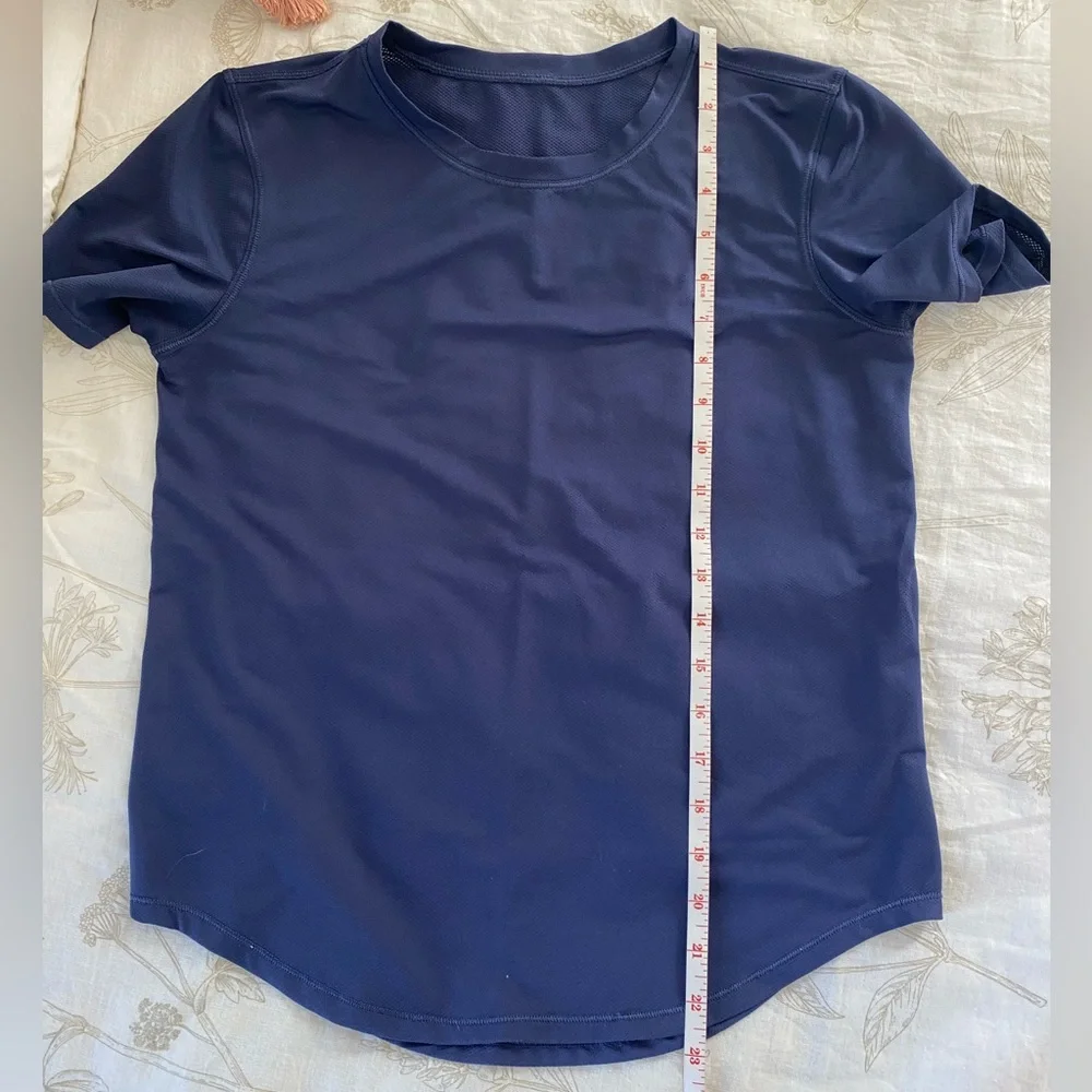 Lululemon High-Neck Running and Training T-Shirt in Night Sea - Picture 8 of 8